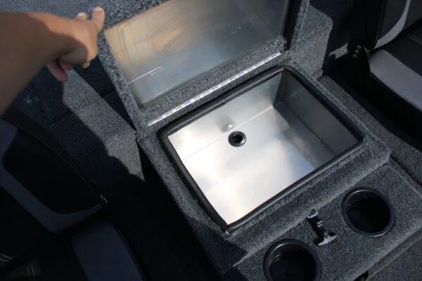 Slide: The Image of 2023 Lowe Stinger 178 livewell compartment with cup holders. - 9