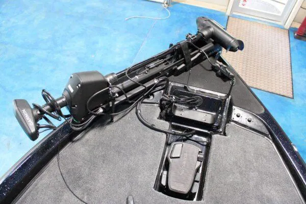 Slide: The Image of 2023 Phoenix 921 ELITE boat with Minn Kota trolling motor on deck. - 6