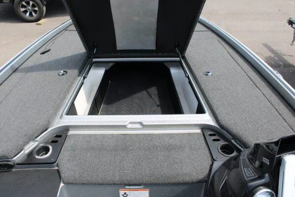 Slide: The Image of 2017 Nitro Z20 boat with open storage compartment. - 5