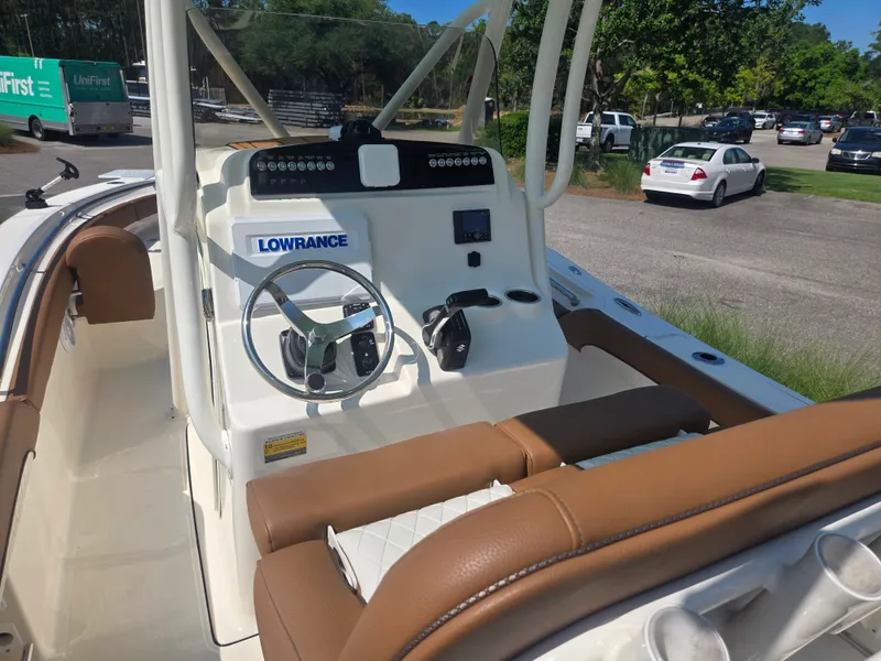 Slide: The Image of Pioneer 222 Islander 2025 - 8