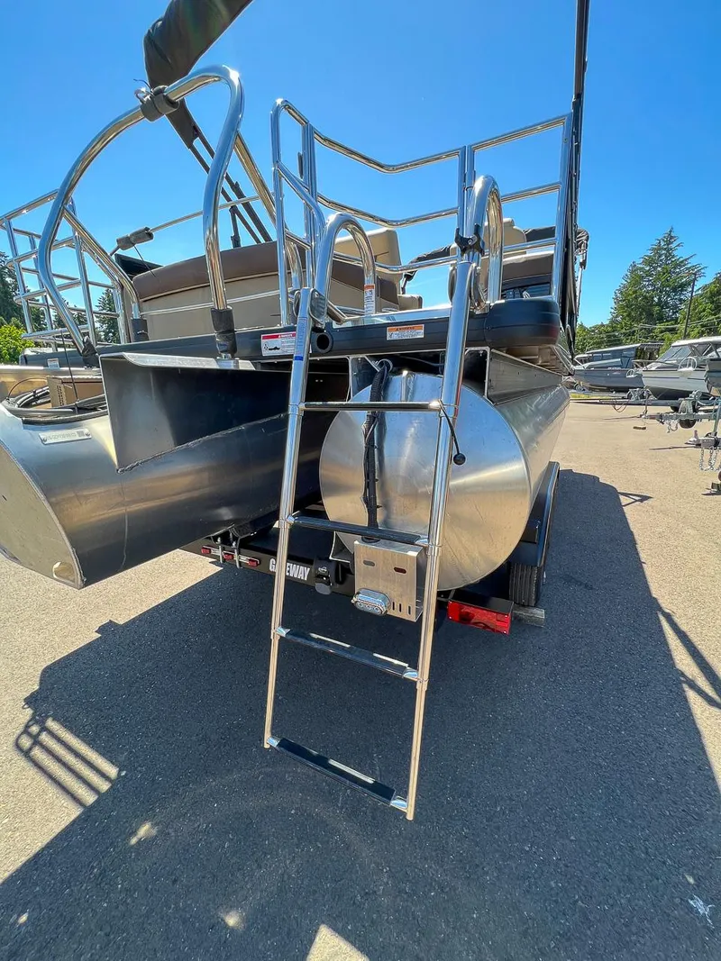 Slide: The Image of Godfrey SW 2286 SFL 2023 - 13