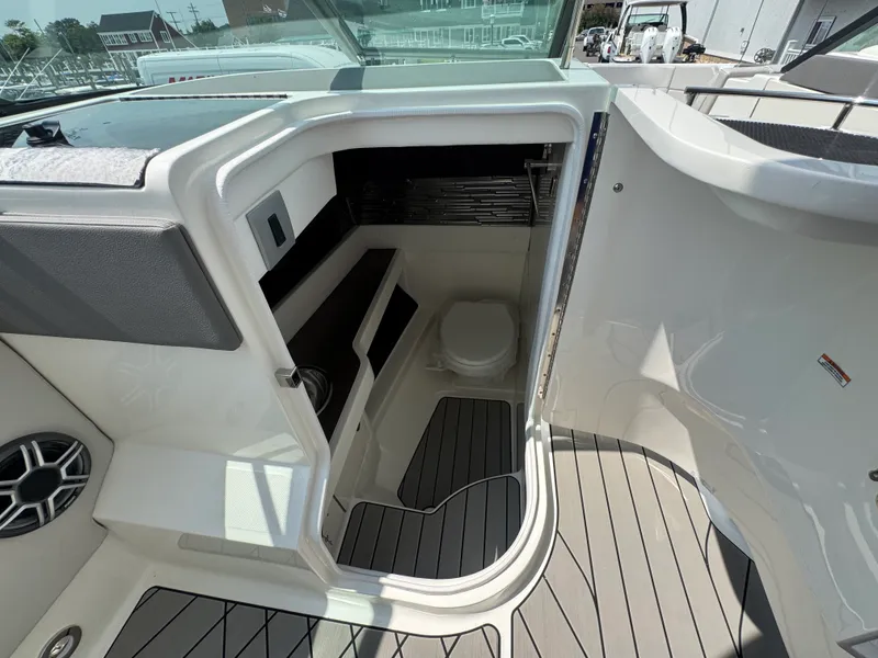 Slide: The Image of Sea Ray SLX 310 Outboard 2027 - 20