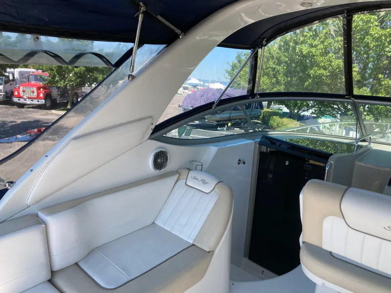 Slide: The Image of Sea Ray 280 SUNDANCER 2012 - 20