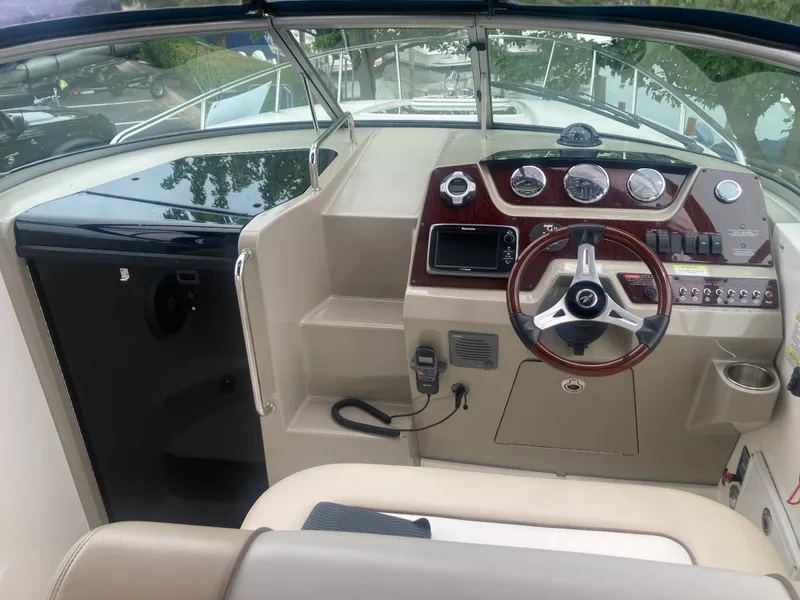 Slide: The Image of Sea Ray 280 SUNDANCER 2012 - 20