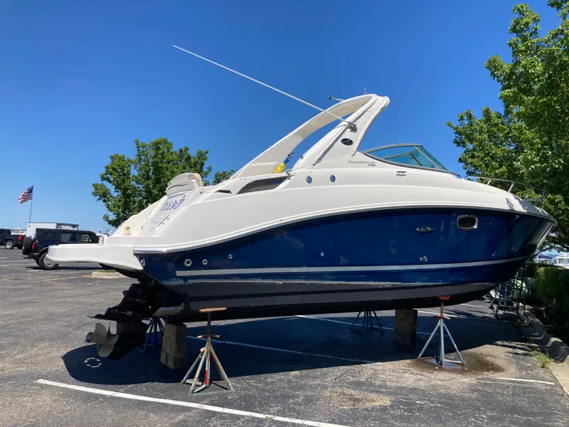 Slide: The Image of Sea Ray 280 SUNDANCER 2012 - 3
