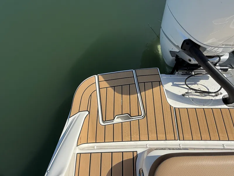 Slide: The Image of Sea Ray SDX 270 Outboard 2027 - 12