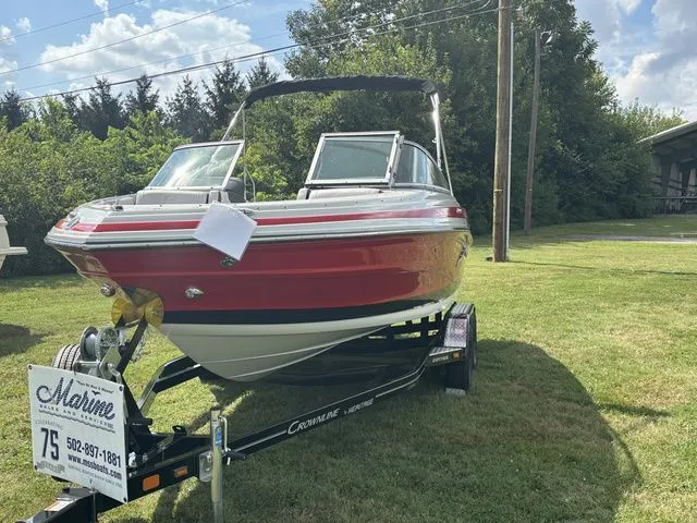 Slide: The Image of Crownline Boats 220 SS 2023 - 10