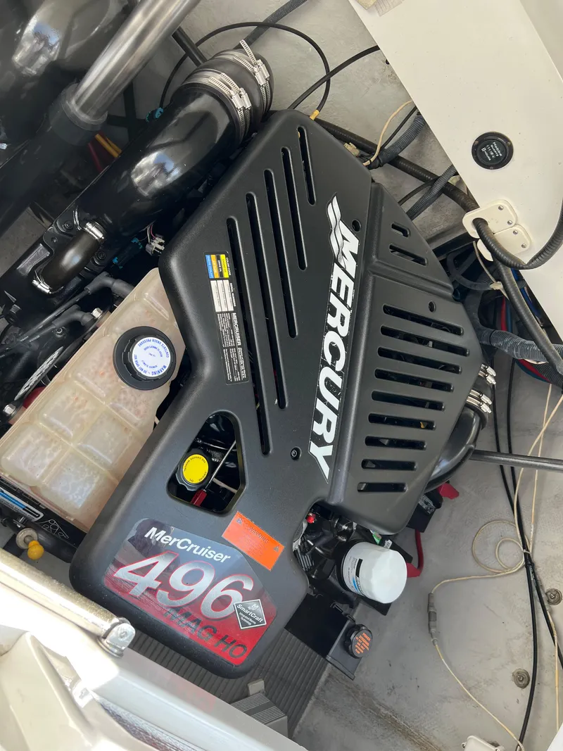 Slide: The Image of 2004 Cobalt 360 boat engine, Mercury MerCruiser 496 MAG H.O. - 34