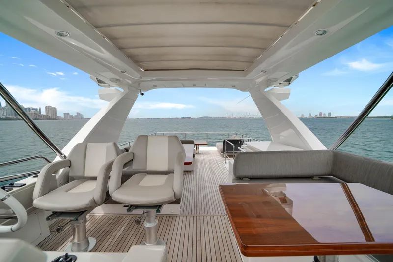 Slide: The Image of 66' Azimut 2017 - 43