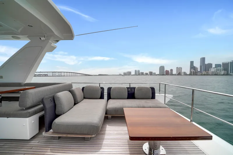 Slide: The Image of 66' Azimut 2017 - 50