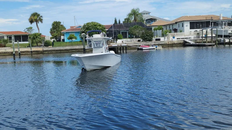 Slide: The Image of Yellowfin 31 2005 - 50