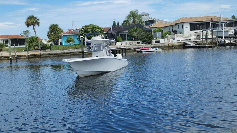 Slide: The Image of Yellowfin 31 2005 - 73