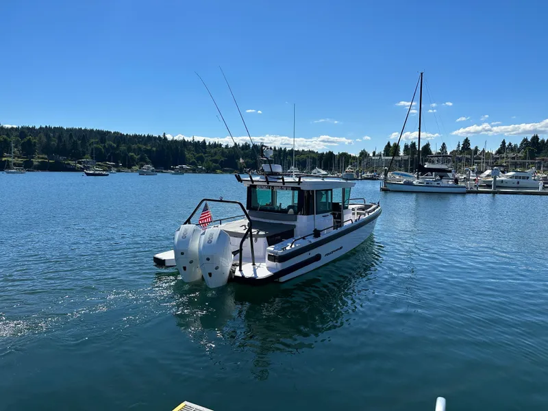 Slide: The Image of Axopar 28 Cabin 2021 - 22