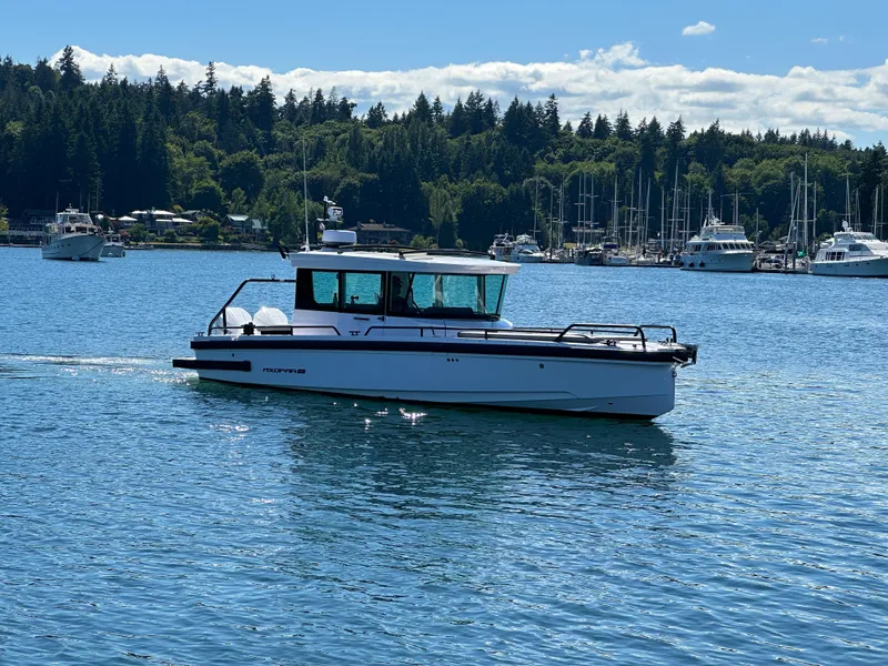 Slide: The Image of Axopar 28 Cabin 2021 - 25