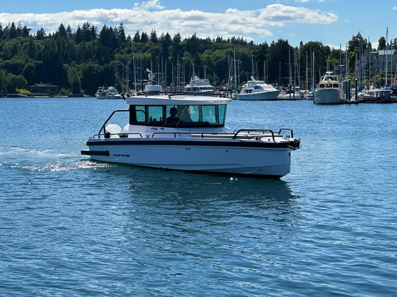 Slide: The Image of Axopar 28 Cabin 2021 - 27