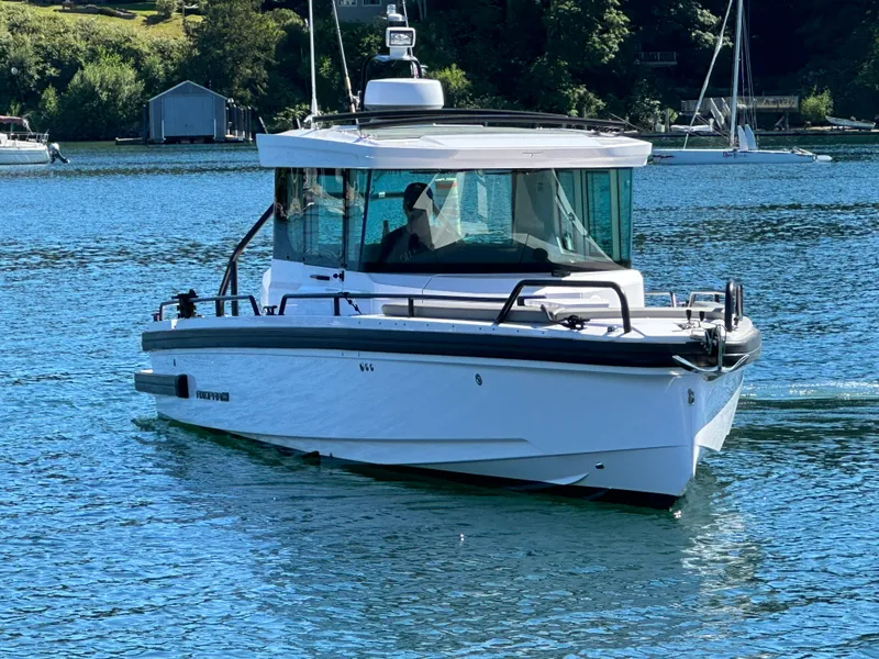 Slide: The Image of Axopar 28 Cabin 2021 - 37