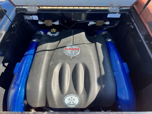 Slide: The Image of MasterCraft XT22 2019 - 21