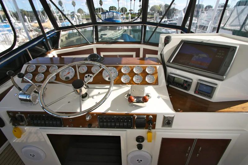 Slide: The Image of Egg Harbor 48 Flybridge Convertible 1984 - 15