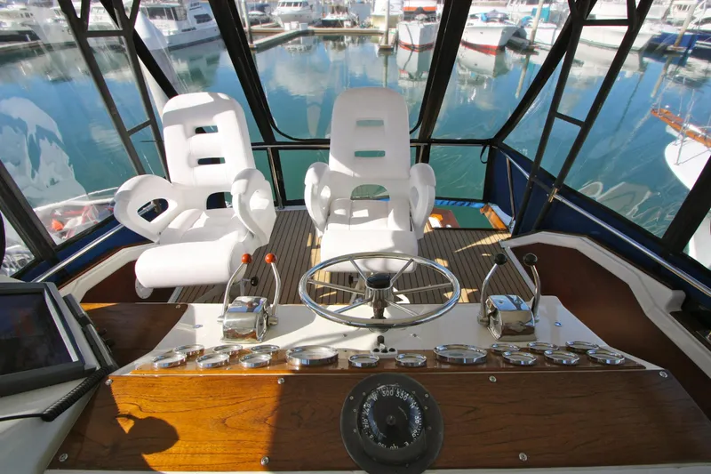 Slide: The Image of Egg Harbor 48 Flybridge Convertible 1984 - 14