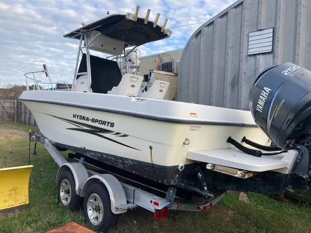 The Image of 2007 Hydra-Sports 2400 boat on trailer with Yamaha 250 outboard motor. - 1