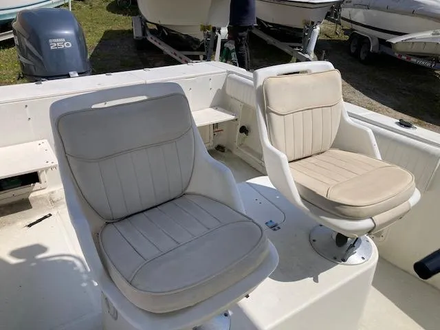 Slide: The Image of 2007 Hydra-Sports 2400 boat with dual swivel seats and Yamaha 250 outboard motor. - 7