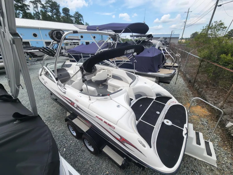 Slide: The Image of Yamaha AR230 HO 2005 - 3