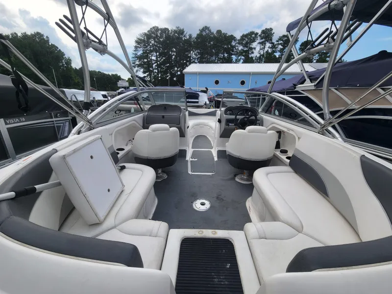 Slide: The Image of Yamaha AR230 HO 2005 - 4