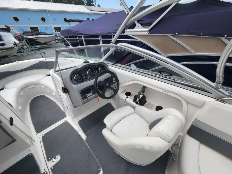 Slide: The Image of Yamaha AR230 HO 2005 - 7