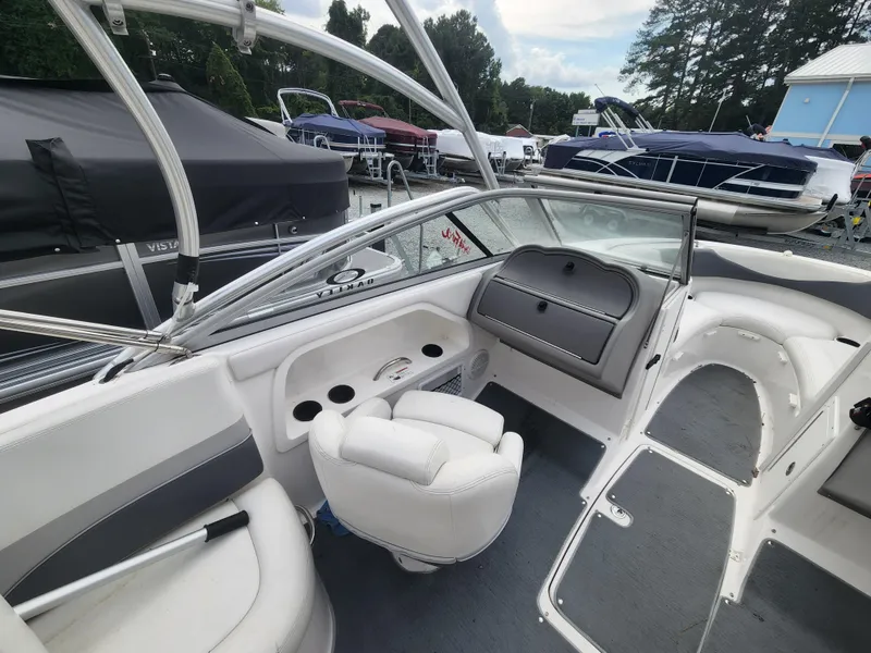 Slide: The Image of Yamaha AR230 HO 2005 - 8