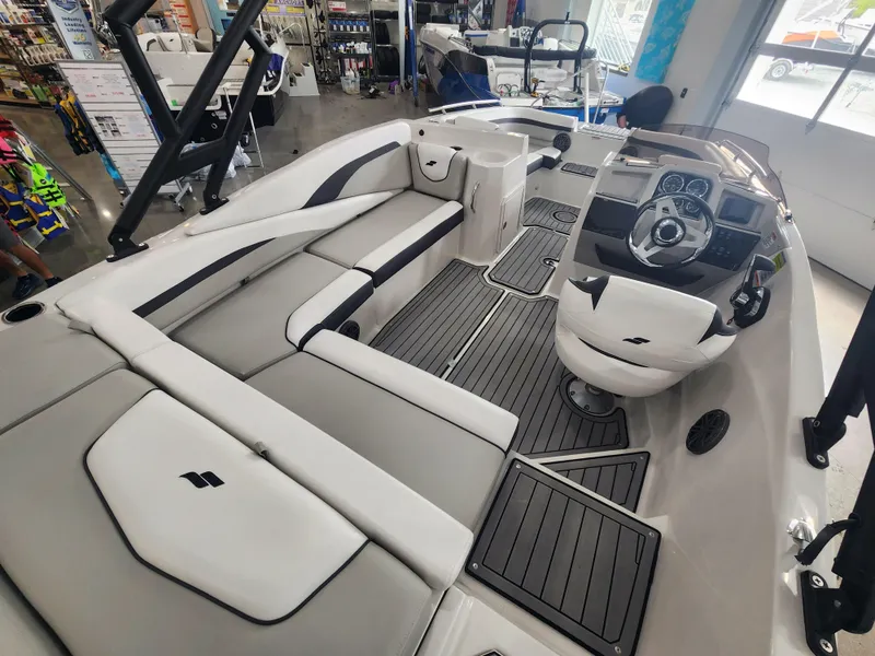 Slide: The Image of Starcraft SVX 211 I/O 2024 - 11