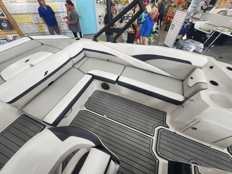 Slide: The Image of Starcraft SVX 211 I/O 2024 - 14