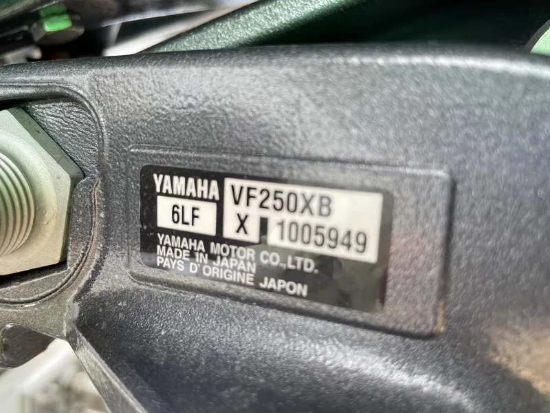 Slide: The Image of Yamaha VF250XB engine label on 2024 Pathfinder 2400 Open boat. - 21