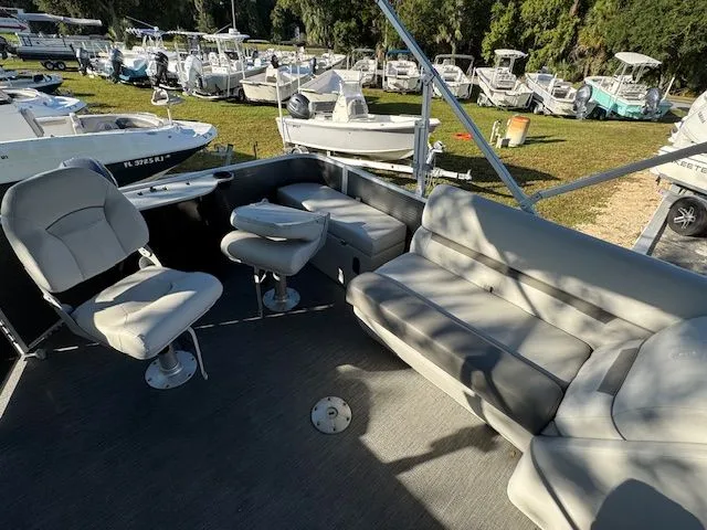 Slide: The Image of Sweetwater SW 1886 FX 2024 - 11