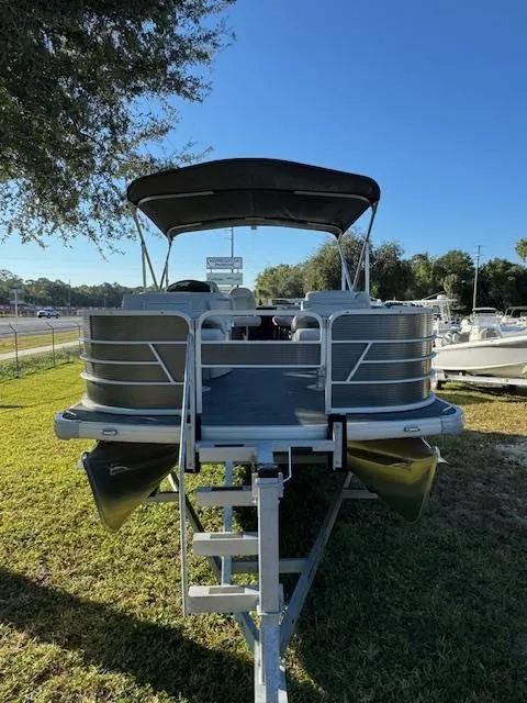 Slide: The Image of Sweetwater SW 1886 FX 2024 - 22