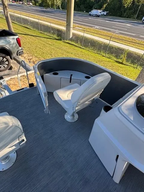 Slide: The Image of Sweetwater SW 1886 FX 2024 - 4