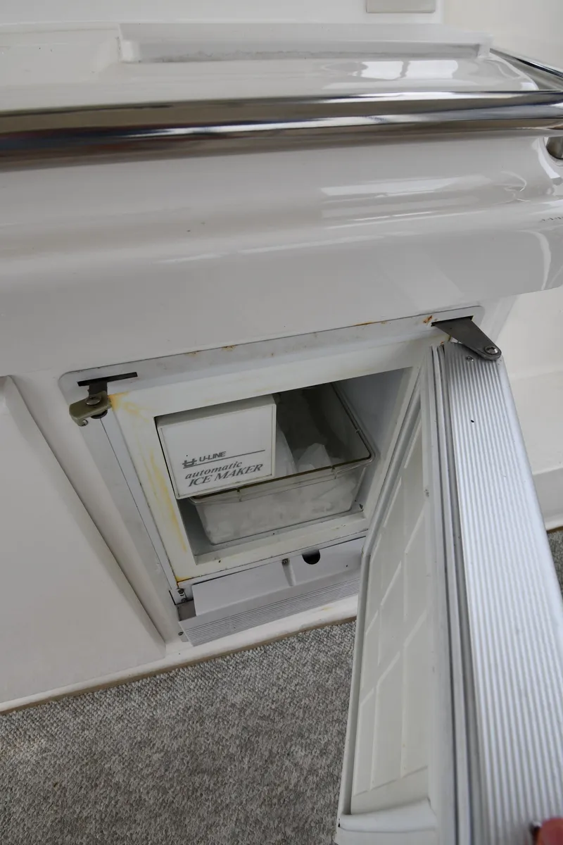 Slide: The Image of Built-in refrigerator on Silverton 392 Motor Yacht, year 2000. - 23