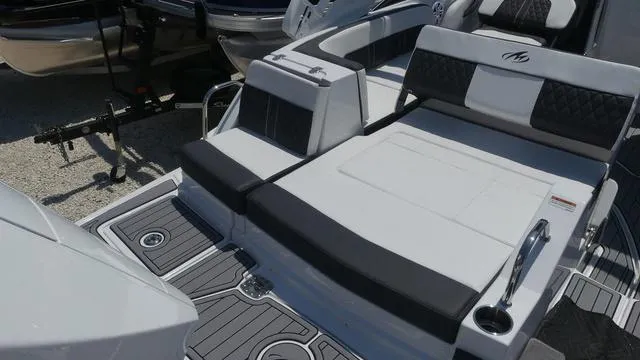 Slide: The Image of Monterey M-45 2024 - 9