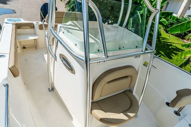 Slide: The Image of Sailfish 242 CC 2021 - 13