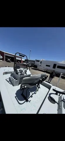 Slide: The Image of Sailfish 242 CC 2021 - 9