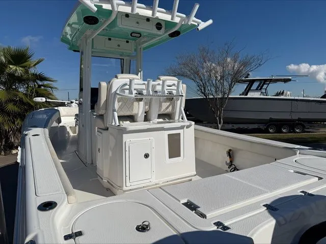 Slide: The Image of Blue Wave 2800 Makaira 2023 - 4