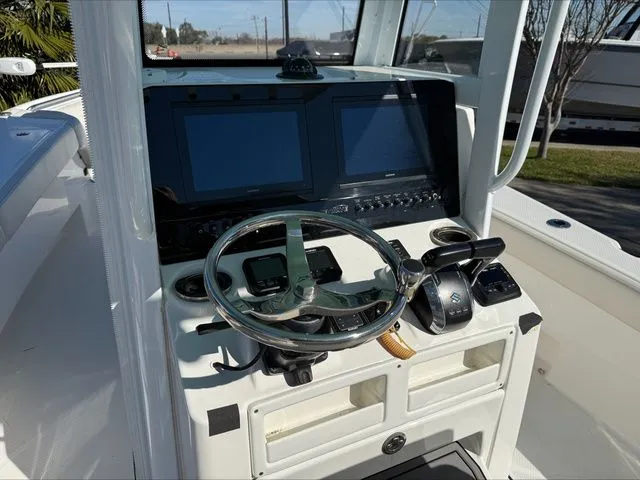 Slide: The Image of Blue Wave 2800 Makaira 2023 - 5