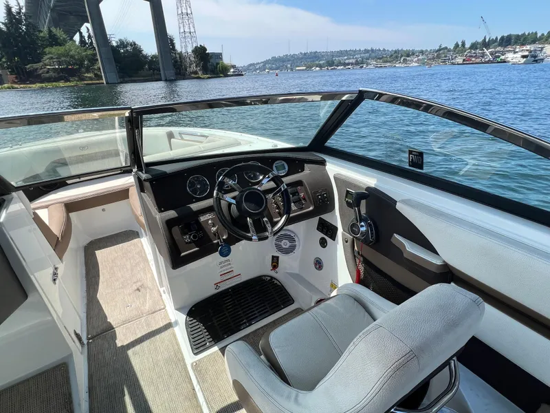 Slide: The Image of Cobalt CS23 Surf 2021 - 10