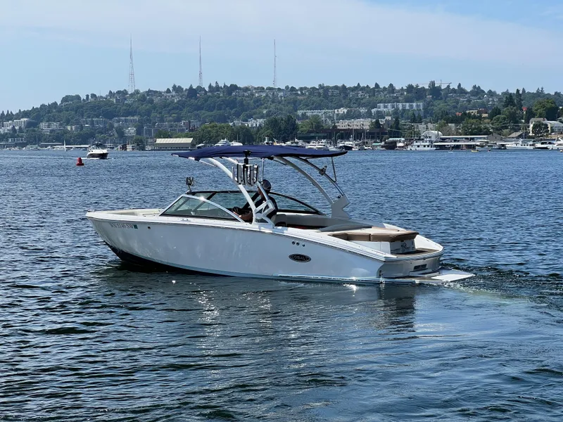 Slide: The Image of Cobalt CS23 Surf 2021 - 3