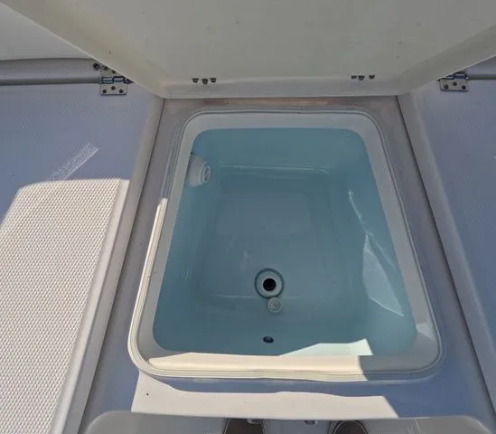 Slide: The Image of Robalo 226 Cayman Dealer Demo Blow Out ! 2024 - 18