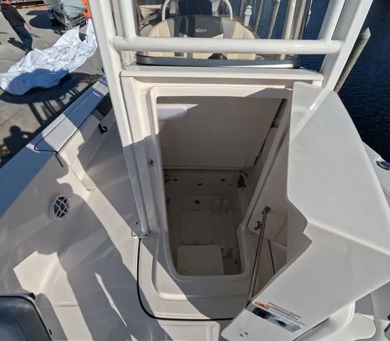 Slide: The Image of Robalo 226 Cayman Dealer Demo Blow Out ! 2024 - 23