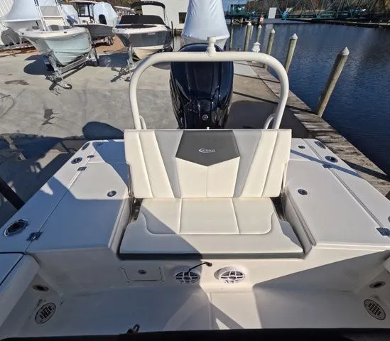 Slide: The Image of Robalo 226 Cayman Dealer Demo Blow Out ! 2024 - 8
