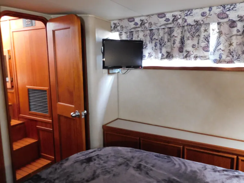 Slide: The Image of Chris-Craft 426 Catalina 1988 - 60