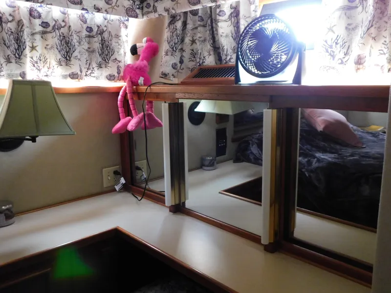 Slide: The Image of Chris-Craft 426 Catalina 1988 - 61