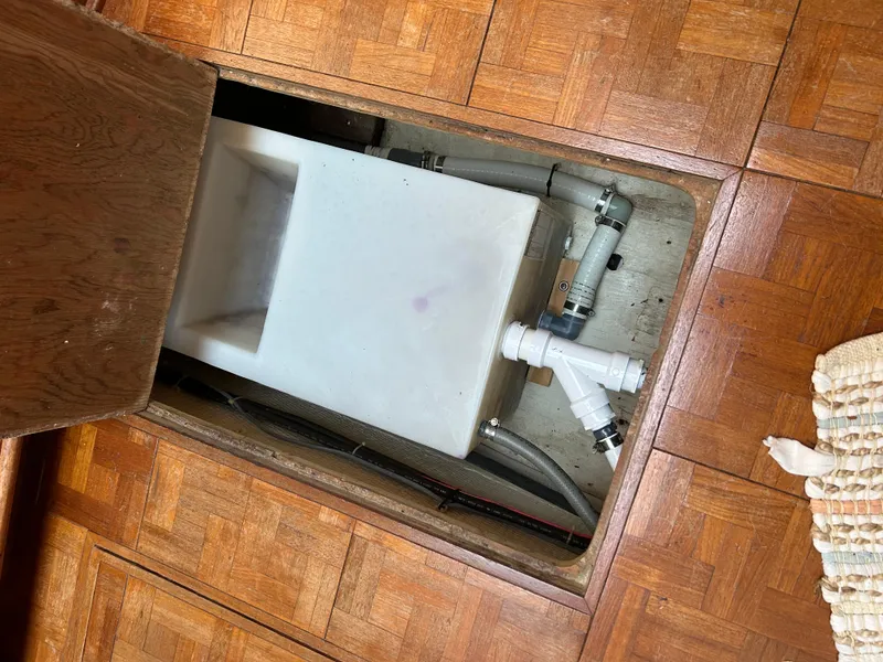 Slide: The Image of Chris-Craft 426 Catalina 1988 - 72