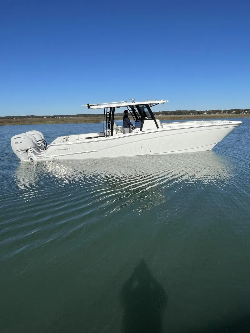 The Image of World Cat 400 CC-X 2022 - undefined